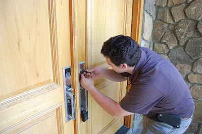 Super Locksmith Services Indialantic, FL 321-260-2047 Super Locksmith Services Indialantic, FL 321-260-2047 - 29-16